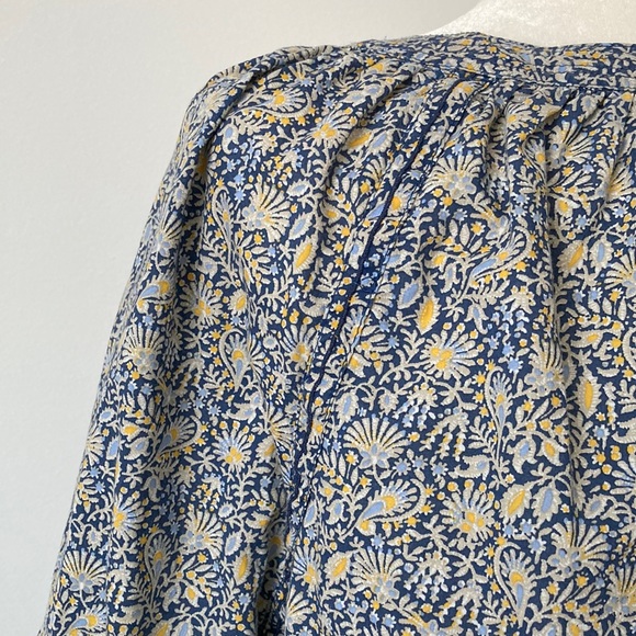 GAP Peasant Top - Picture 9 of 13